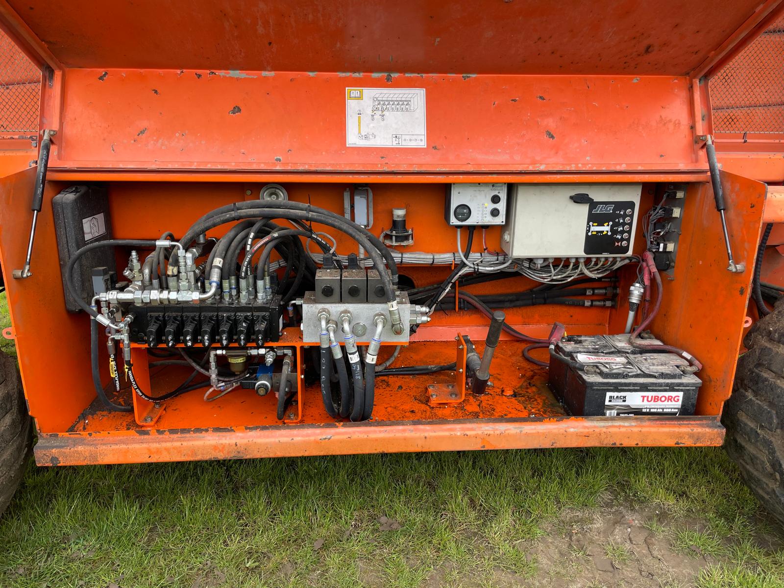 Sold - Telescopic Boom Lift - View 3